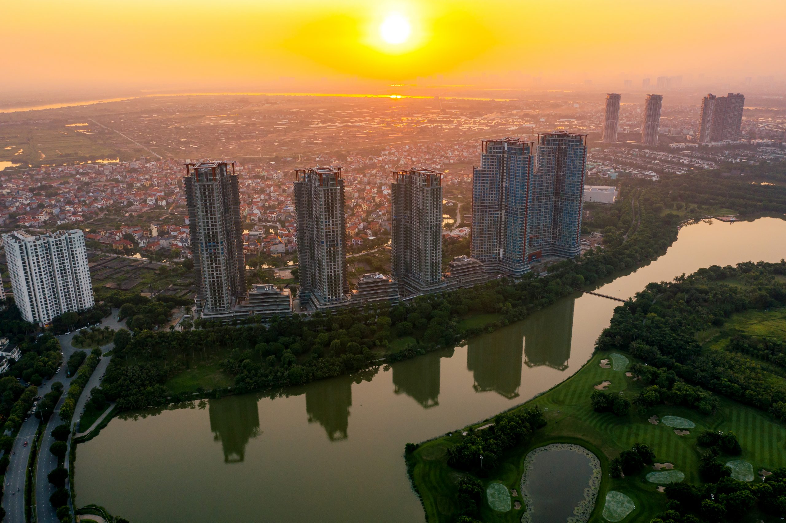 Swanlake Residences (Ecopark Township) Gallery https://nomura-re-vn.com/wp-content/uploads/2025/05/eco_2_DJI_0297-scaled.jpg